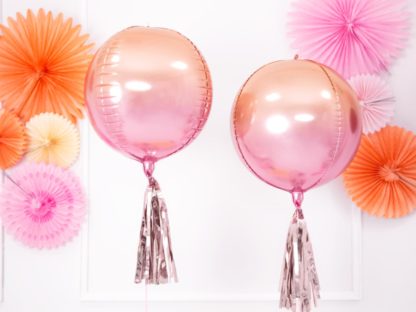 Dwa balony kule w odcieniach różu