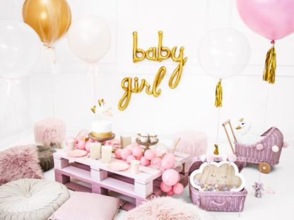 Balonowe napisy "baby" i "girl"