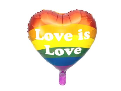 Tęczowy balon foliowy w kształcie serca z napisem "Love is love"