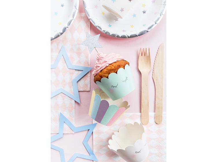 Papierowe dekoracje na stół i papilotki do muffinek