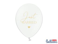 Biały balon lateksowy ze złotym napisem "just married"